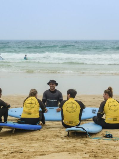 Surfing Lessons / Clases de Surf